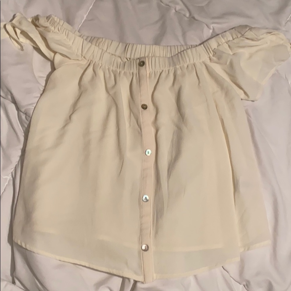 Abound shoulder cut blouse, size XS
